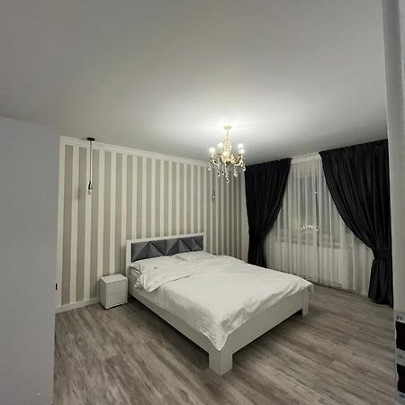 Ely Apartaments Borşa Extérieur photo